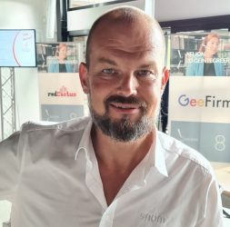 stephan-fuchs_snom